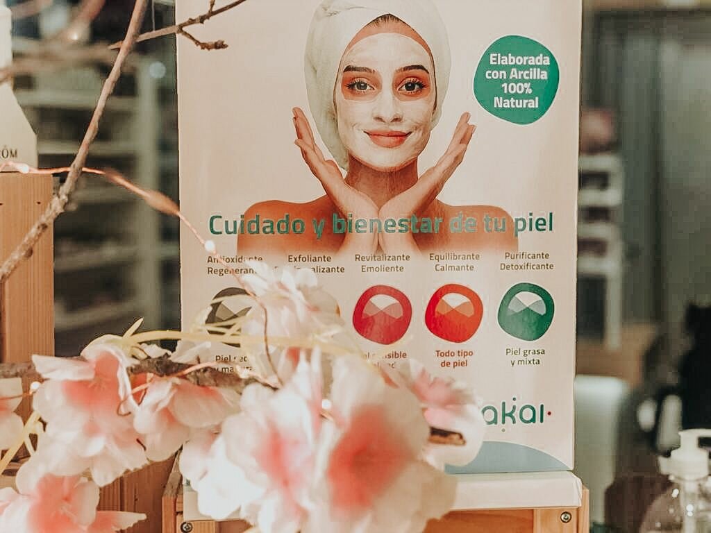 El Corte Inglés celebra el martes el Día de la Poesía con un recital del poemario ‘Versos El Corte Inglés celebra el martes el Día de la Poesía con un recital del poemario ‘Versos