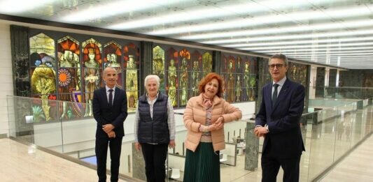 “Neker” presenta su libro “Rojo Pasión” en Petrer