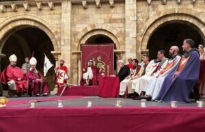 Ya en los quirófanos del Hospital San Juan de Dios de León el robot Da Vinci X Ya en los quirófanos del Hospital San Juan de Dios de León el robot Da Vinci X