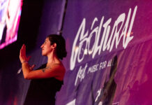 Imagen del Cooltural Fest-Music For All de un concierto interpretado en lengua de signos