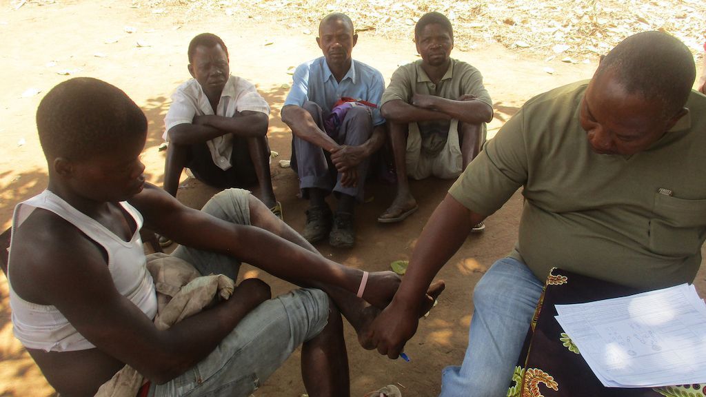 Imagen de una de las acciones de Fundación Fontilles contra la lepra en África