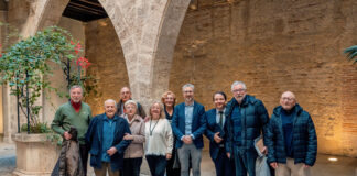 La Generalitat amplía el programa ‘iai@ connectat’ y destina 100.000 euros para realizar más de 200 talleres de asesoramiento digital a personas mayores