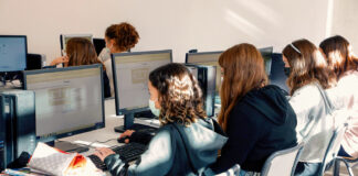 La Generalitat renueva las infraestructuras de comunicaciones de los centros docentes para impulsar la transformación digital en Educación